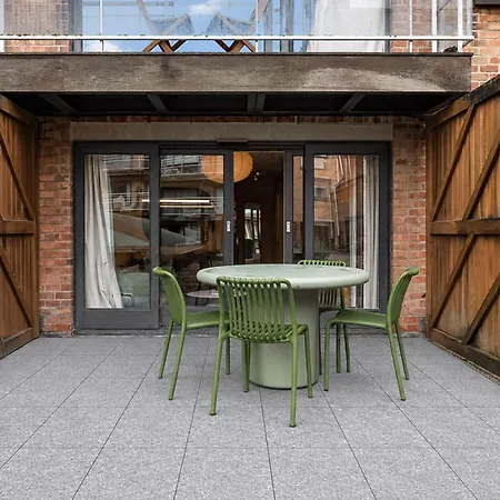 Center - Design & Terrace, Within Walking Distance *