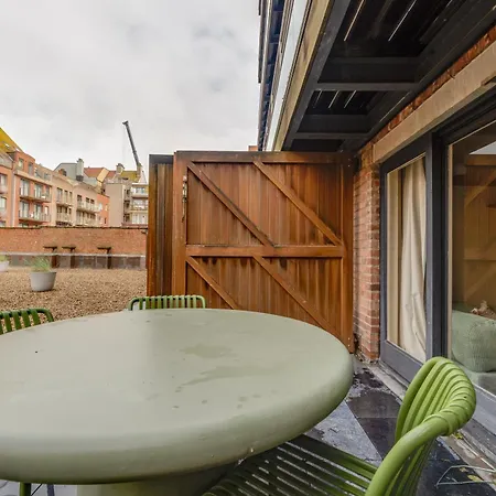 Apartment Center - Design & Terrace, Within Walking Distance *